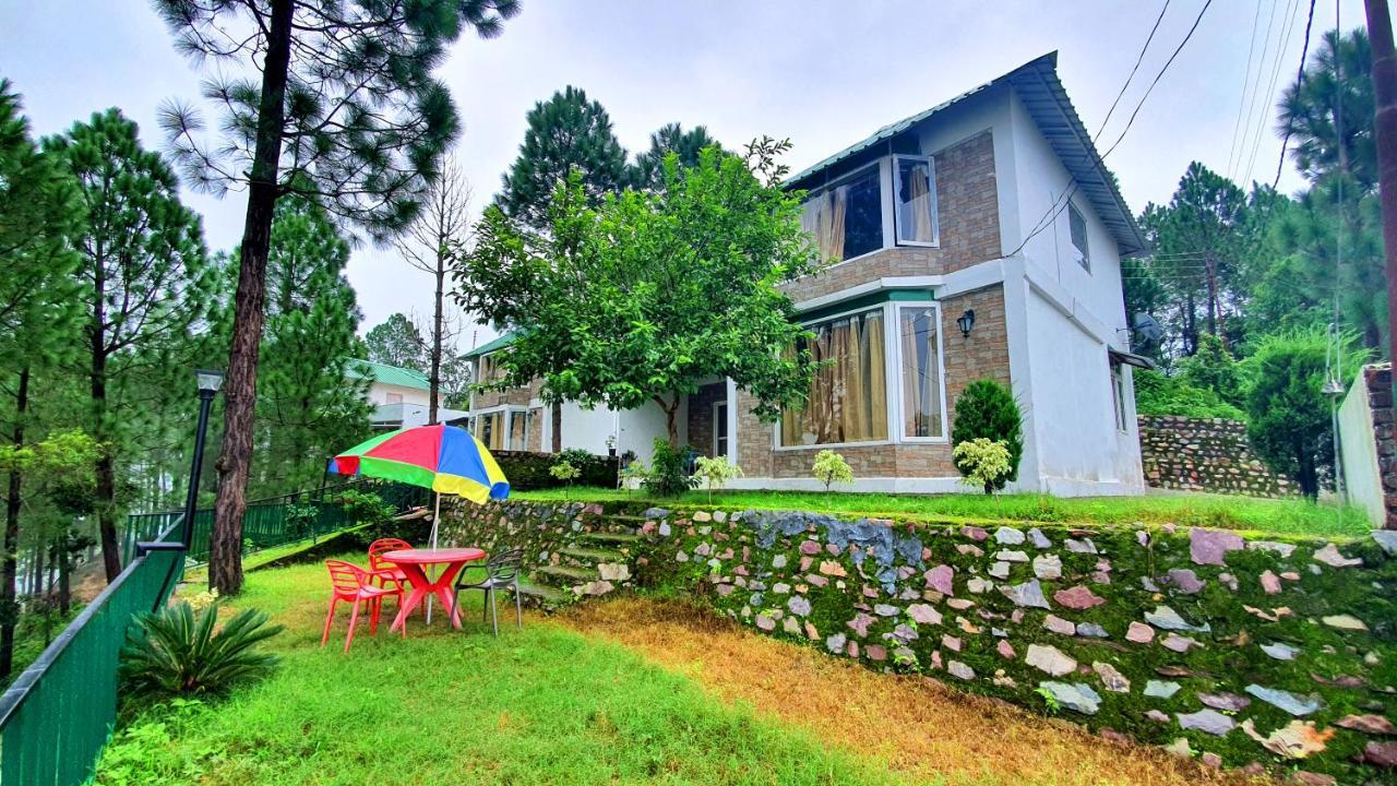 Blue Pine Orchards - Villas Lansdowne Exterior photo
